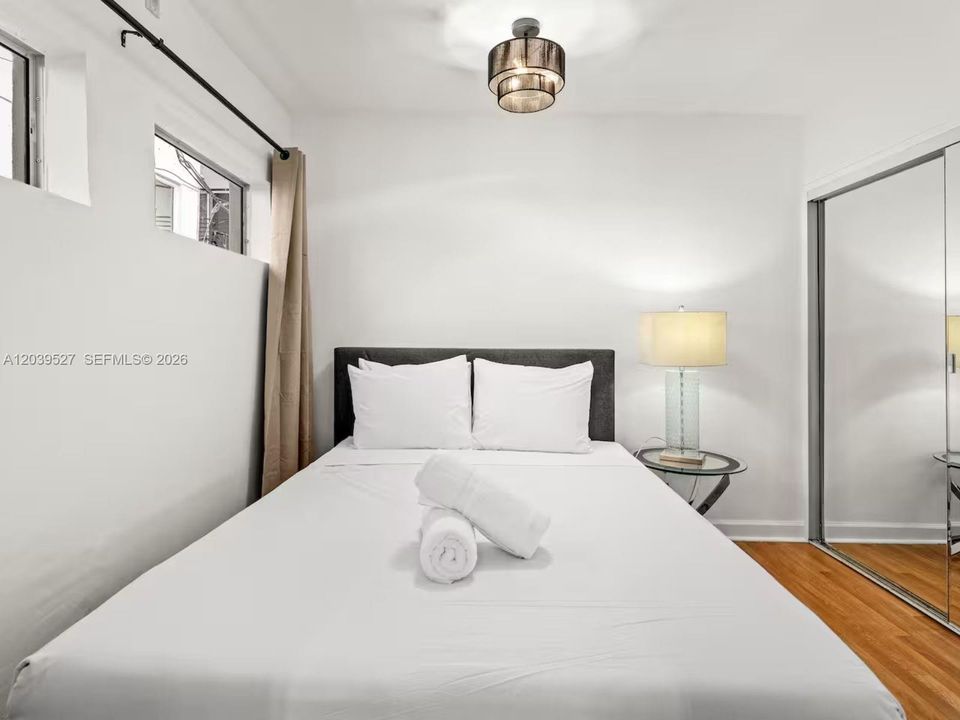 For Rent: $2,500 (1 beds, 1 baths, 550 Square Feet)