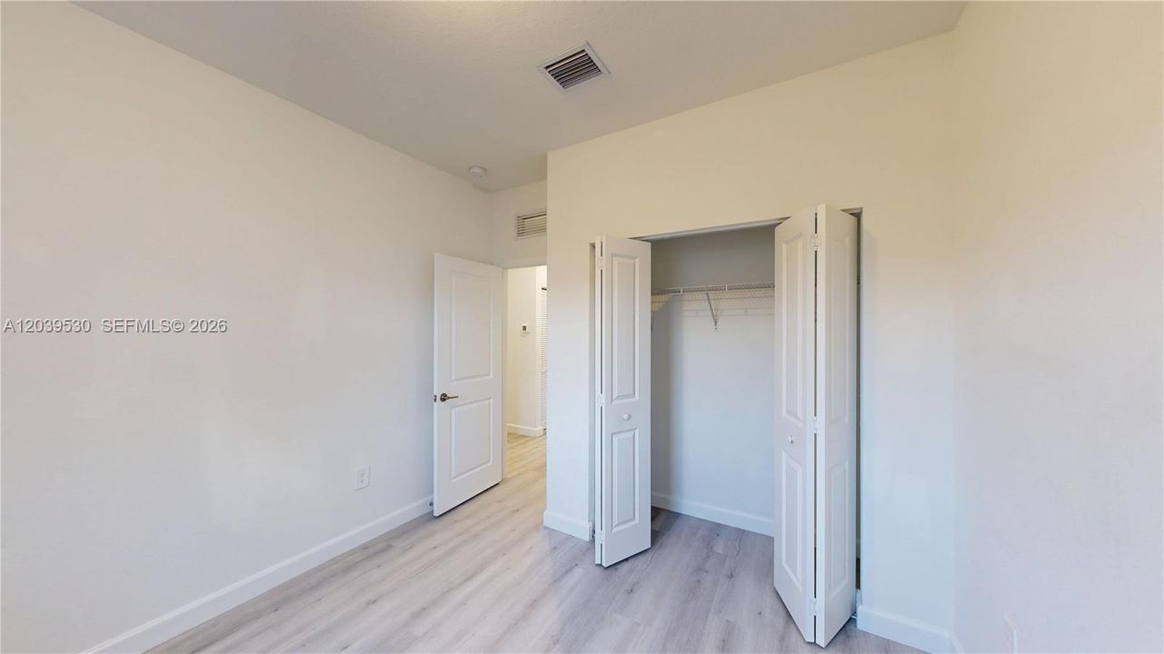 En Renta: $2,700 (3 camas, 2 baños, 1548 Pies cuadrados)