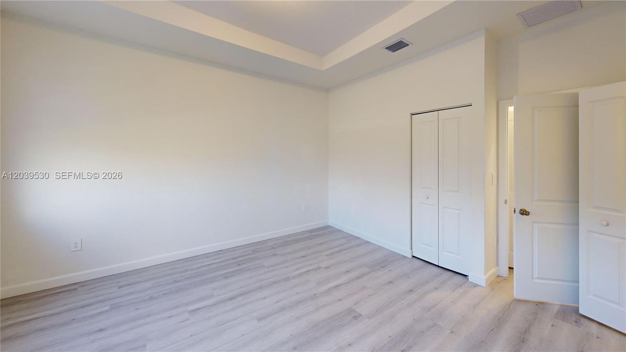 En Renta: $2,700 (3 camas, 2 baños, 1548 Pies cuadrados)