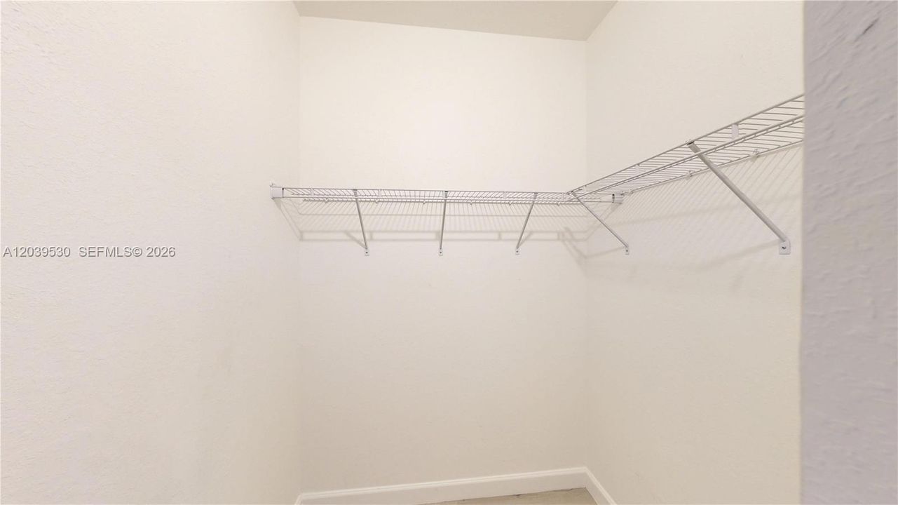 En Renta: $2,700 (3 camas, 2 baños, 1548 Pies cuadrados)