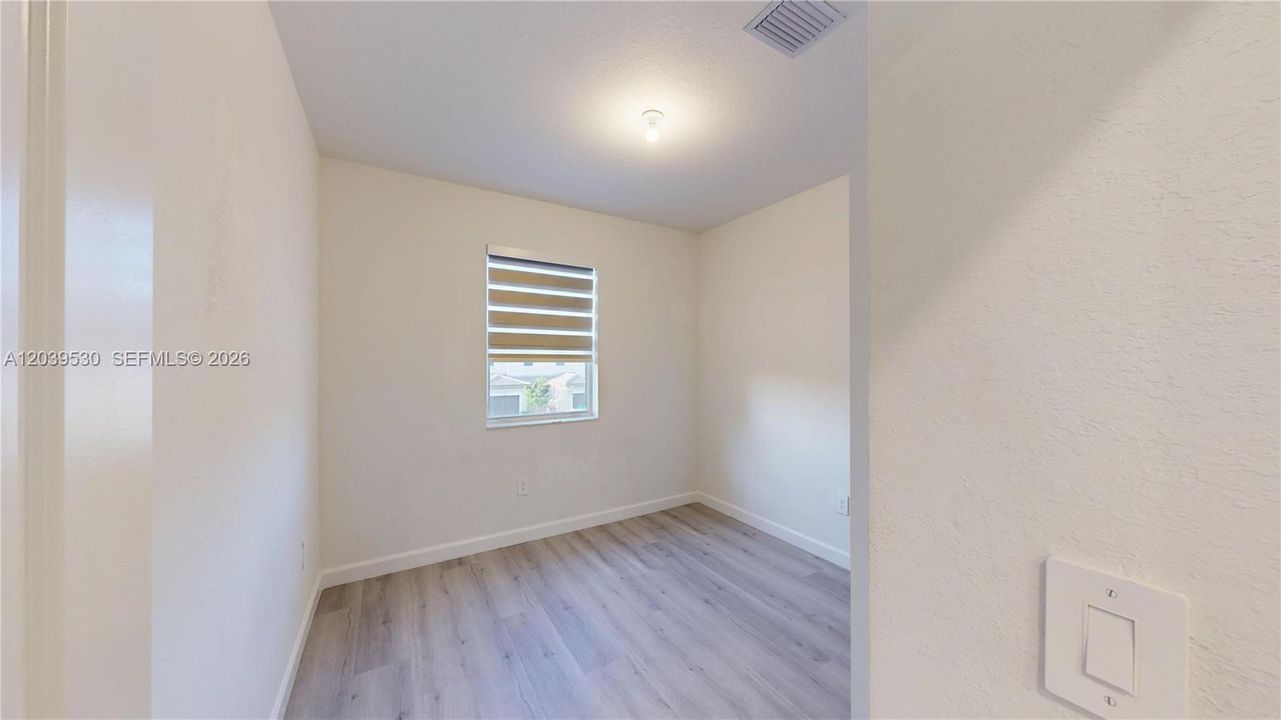 En Renta: $2,700 (3 camas, 2 baños, 1548 Pies cuadrados)