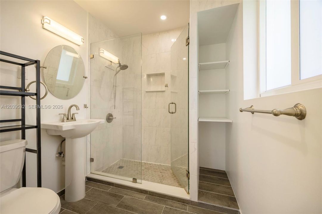 For Rent: $7,250 (3 beds, 2 baths, 2139 Square Feet)