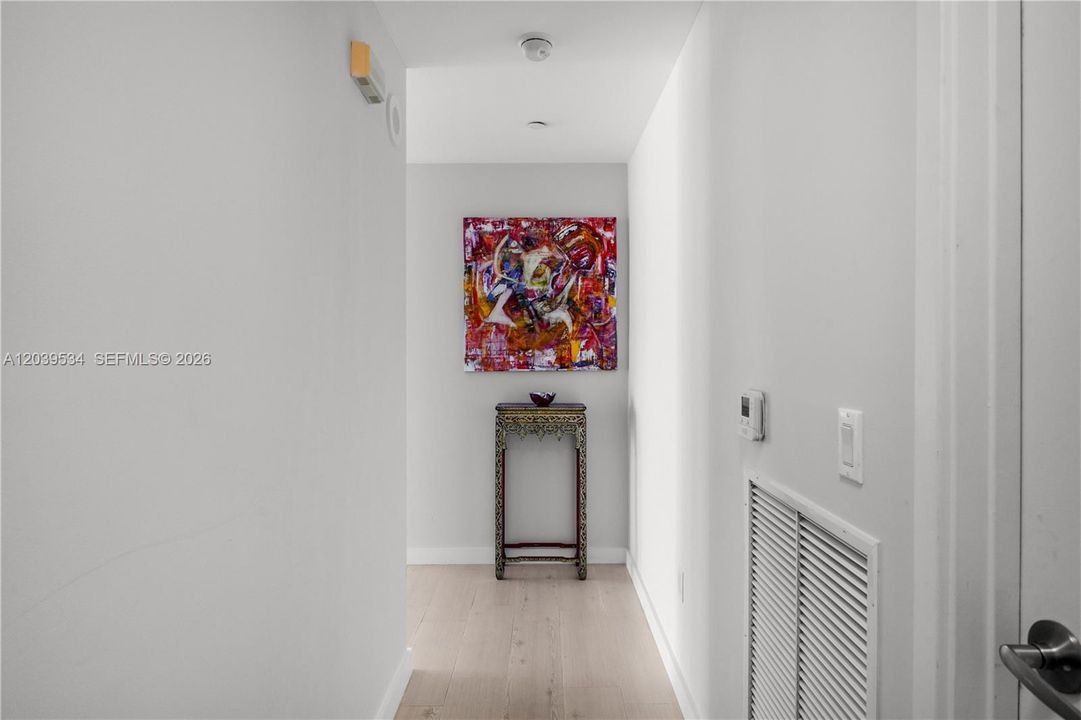 For Sale: $1,750,000 (2 beds, 2 baths, 1735 Square Feet)
