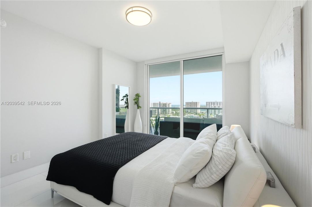 For Sale: $1,050,000 (2 beds, 3 baths, 1553 Square Feet)