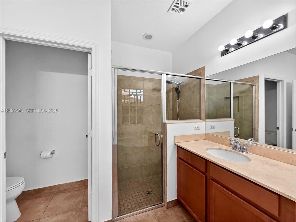 For Sale: $925,000 (4 beds, 3 baths, 2703 Square Feet)