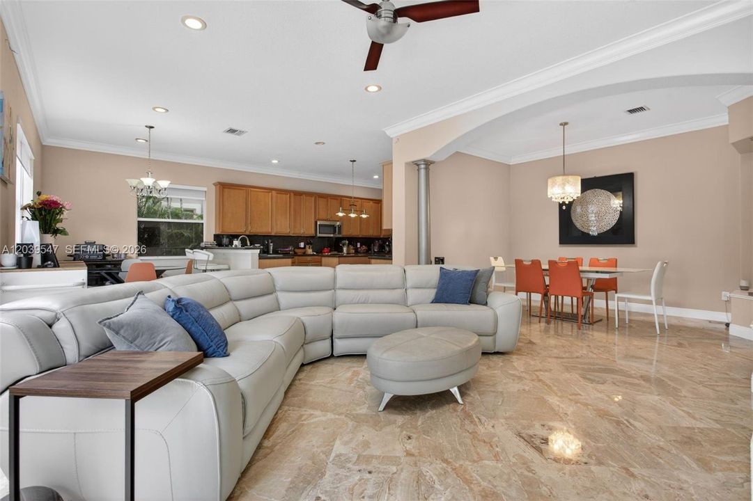 For Sale: $760,000 (4 beds, 3 baths, 2538 Square Feet)