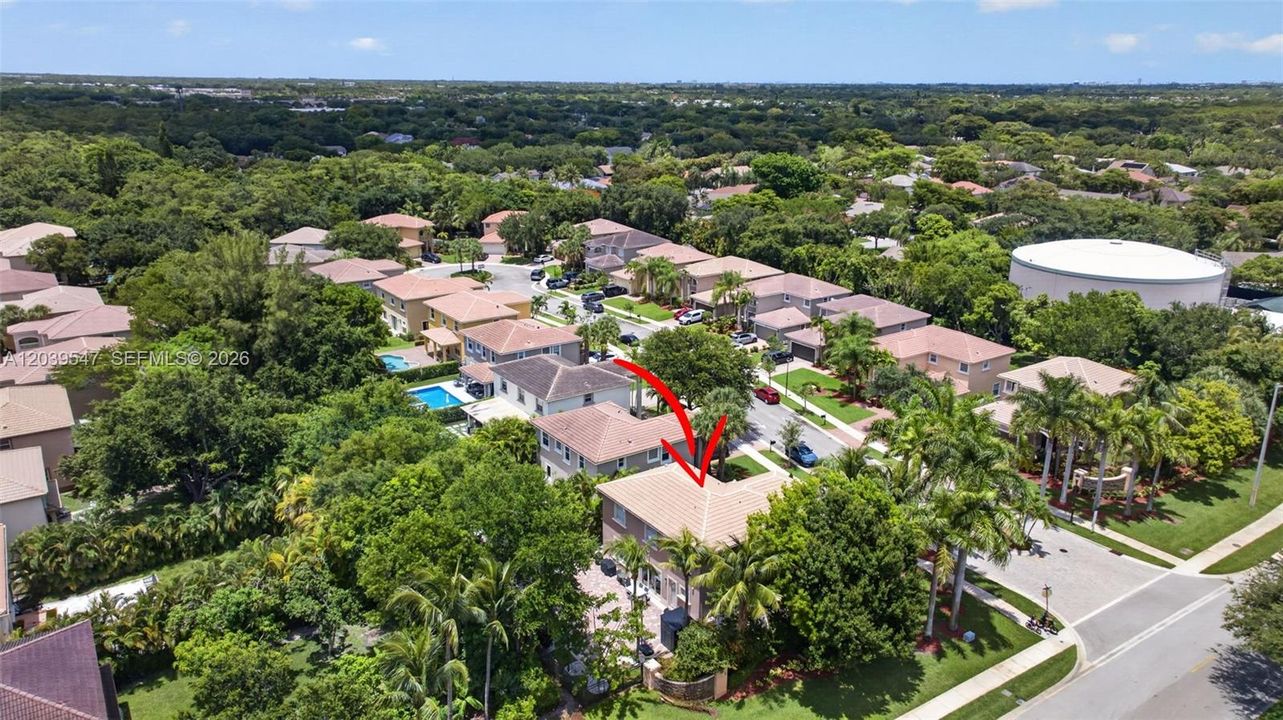 For Sale: $760,000 (4 beds, 3 baths, 2538 Square Feet)