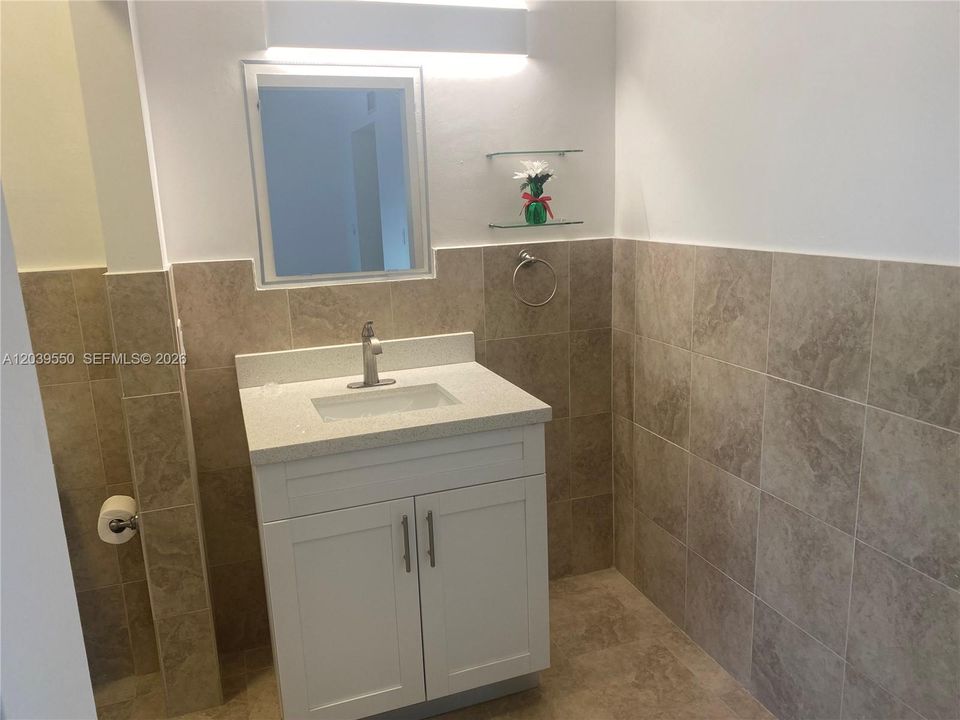 En Renta: $2,800 (3 camas, 2 baños, 1233 Pies cuadrados)