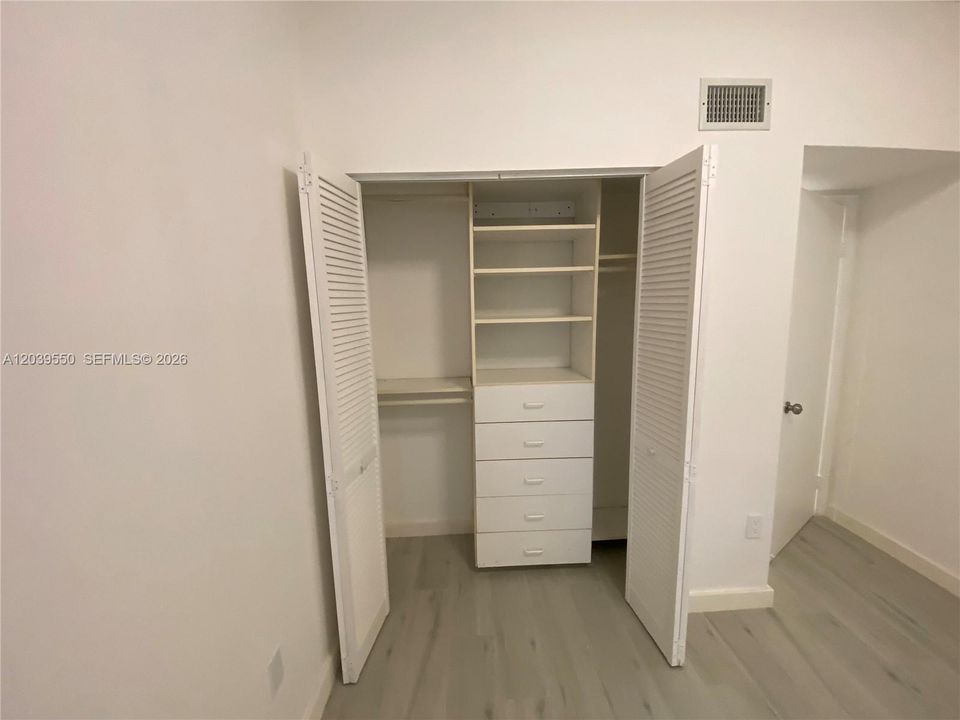 En Renta: $2,800 (3 camas, 2 baños, 1233 Pies cuadrados)
