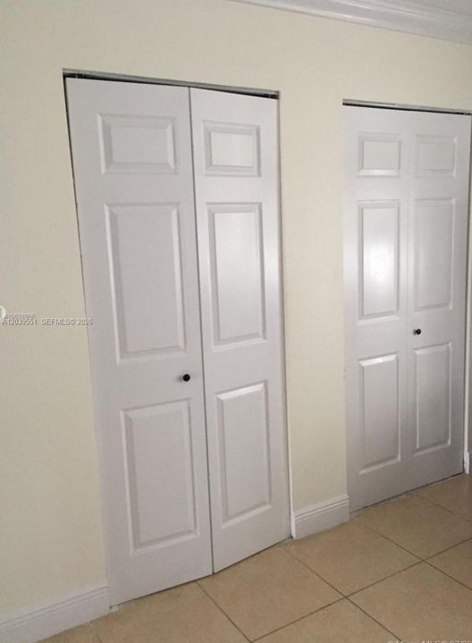 For Rent: $3,000 (2 beds, 2 baths, 1119 Square Feet)