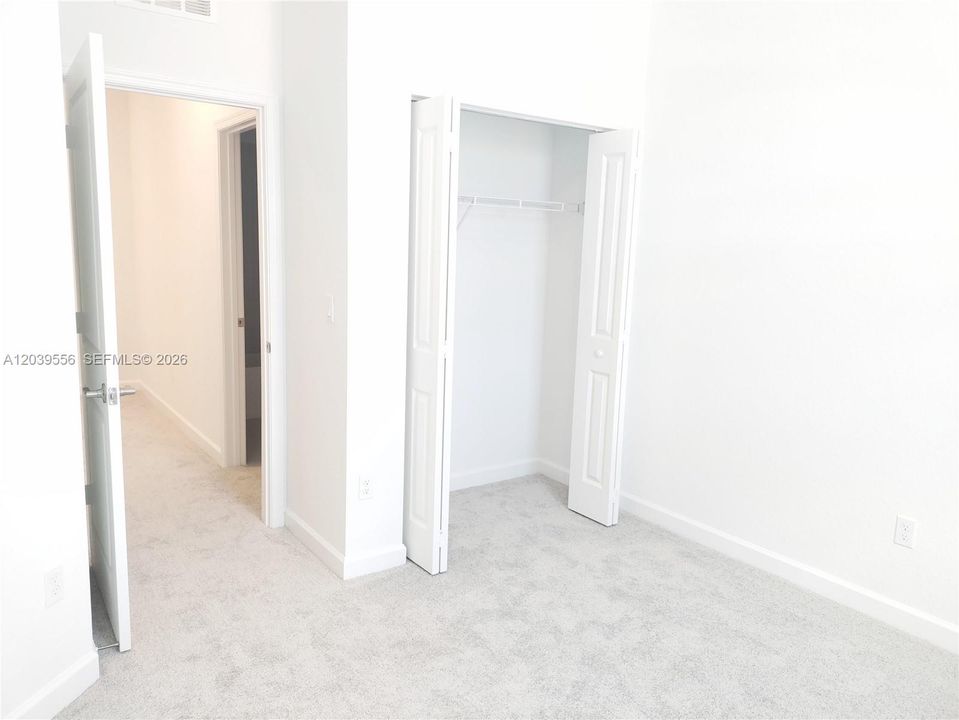 For Rent: $2,350 (3 beds, 2 baths, 1632 Square Feet)