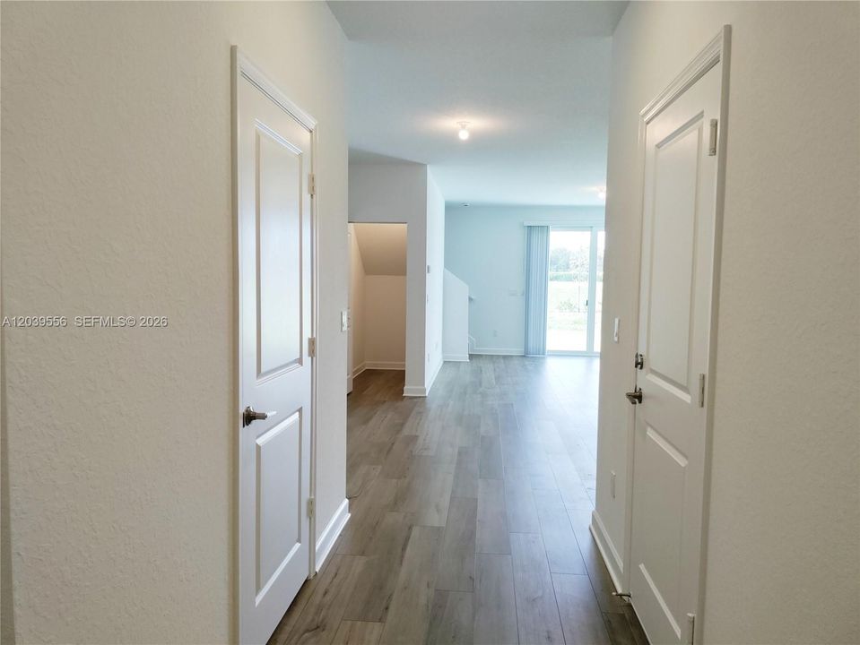 For Rent: $2,350 (3 beds, 2 baths, 1632 Square Feet)