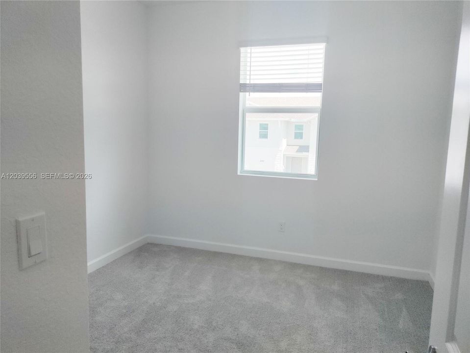 For Rent: $2,350 (3 beds, 2 baths, 1632 Square Feet)
