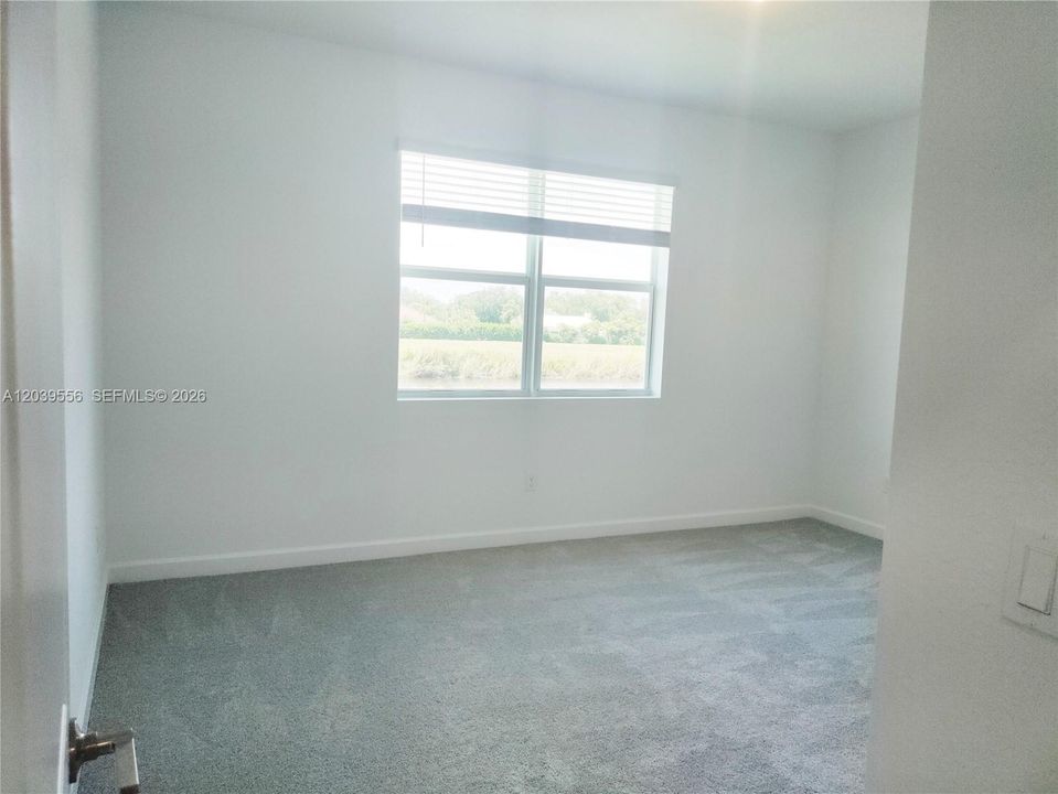 For Rent: $2,350 (3 beds, 2 baths, 1632 Square Feet)