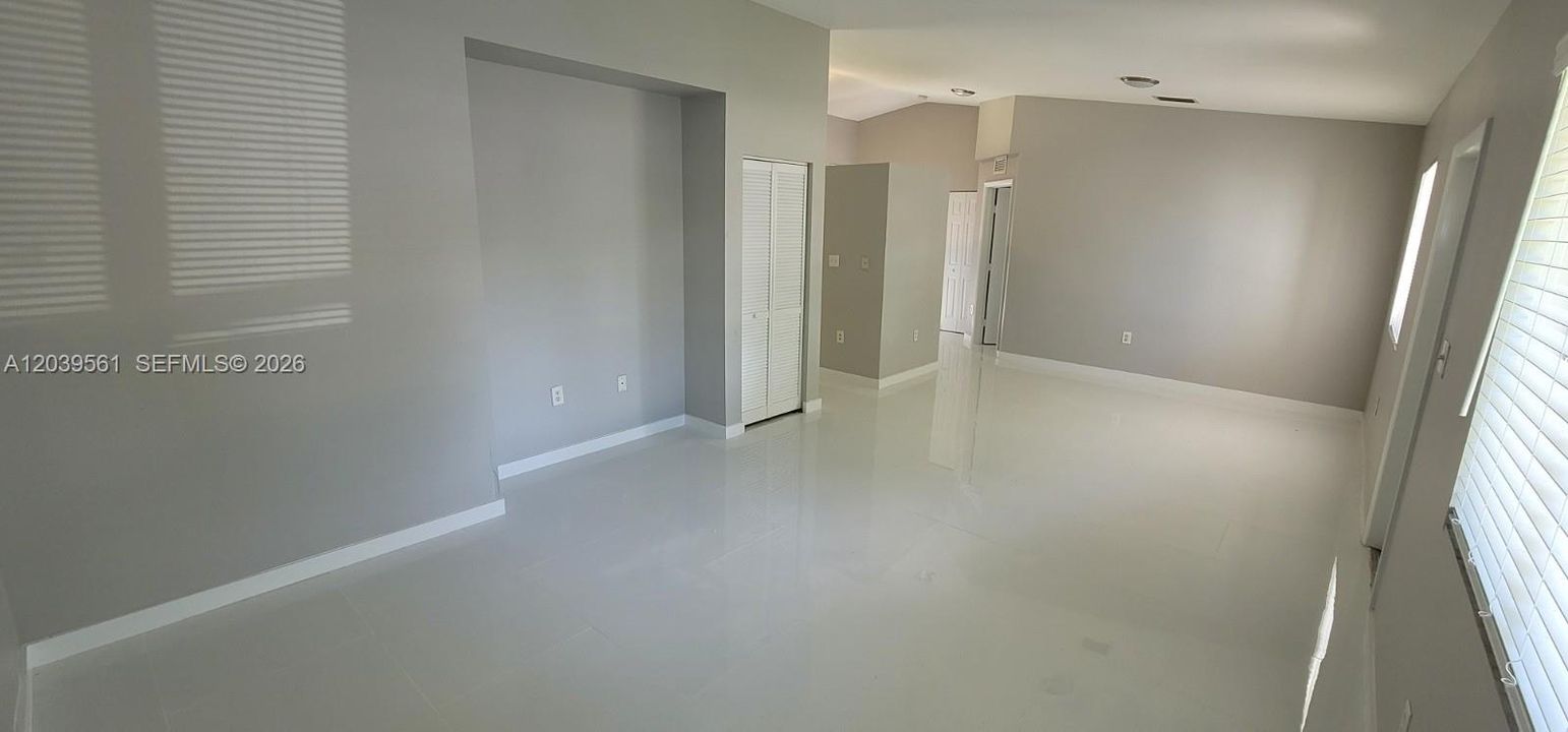 En Renta: $3,200 (3 camas, 2 baños, 1332 Pies cuadrados)