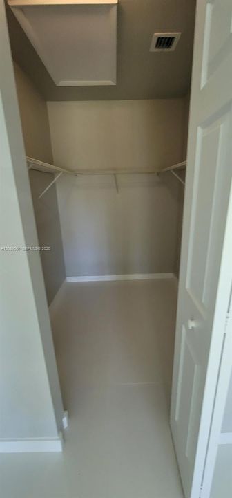 Walk in closet