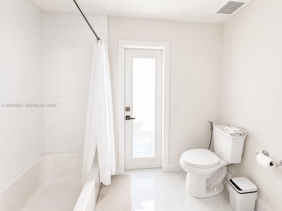For Sale: $1,095,000 (4 beds, 2 baths, 3074 Square Feet)