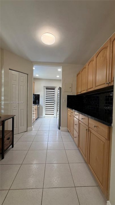 For Rent: $3,200 (3 beds, 3 baths, 1802 Square Feet)