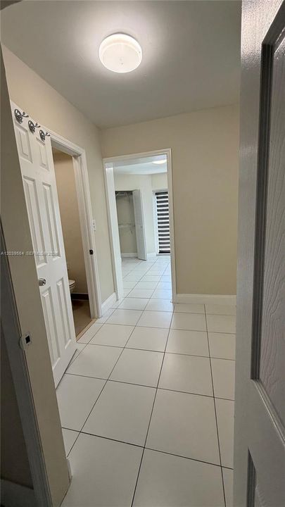 For Rent: $3,200 (3 beds, 3 baths, 1802 Square Feet)
