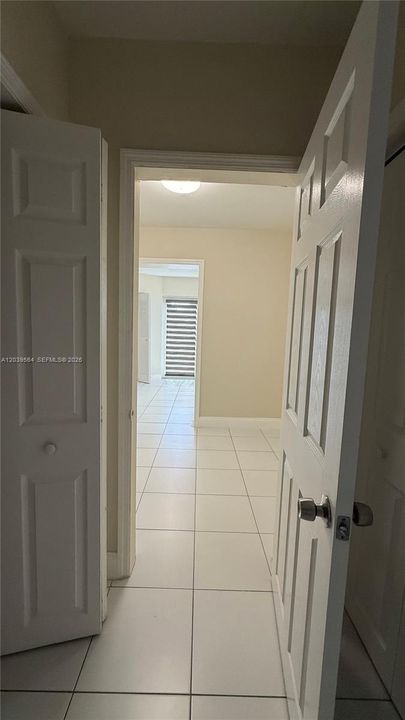 For Rent: $3,200 (3 beds, 3 baths, 1802 Square Feet)