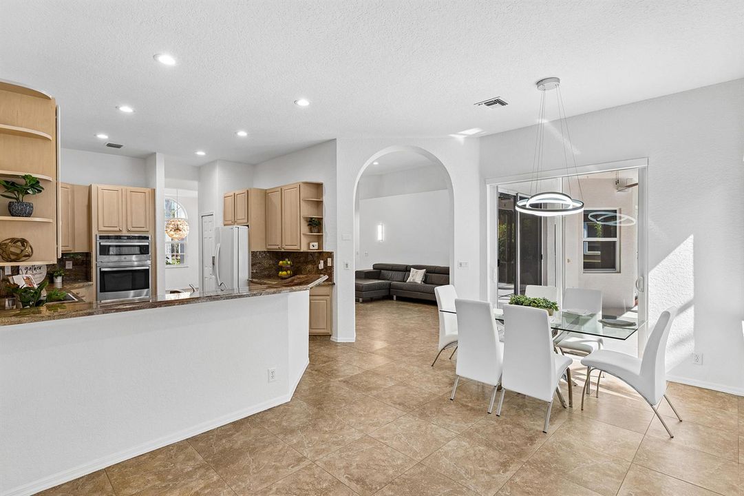 Family Room/ Breakfast Area
