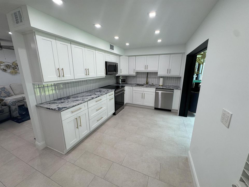 kitchen2