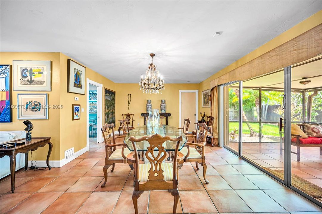 For Sale: $1,150,000 (4 beds, 2 baths, 2064 Square Feet)