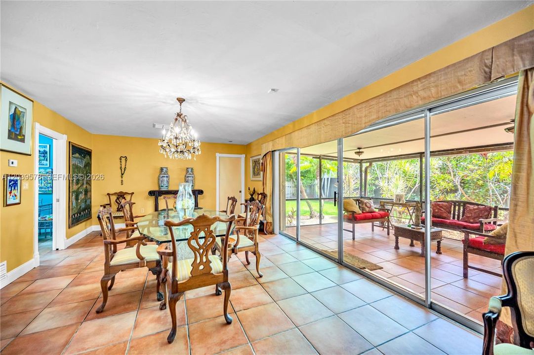For Sale: $1,150,000 (4 beds, 2 baths, 2064 Square Feet)