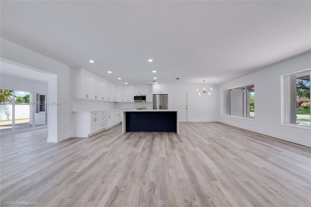 Open-Style Kitchen & Great Room