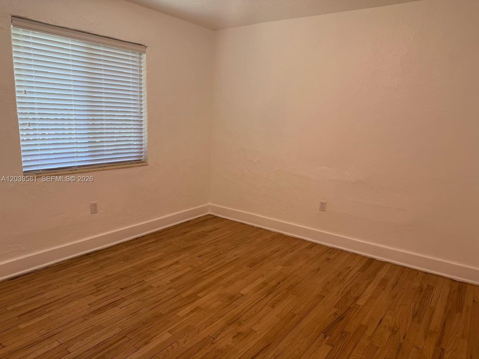 En Renta: $3,000 (3 camas, 1 baños, 1793 Pies cuadrados)