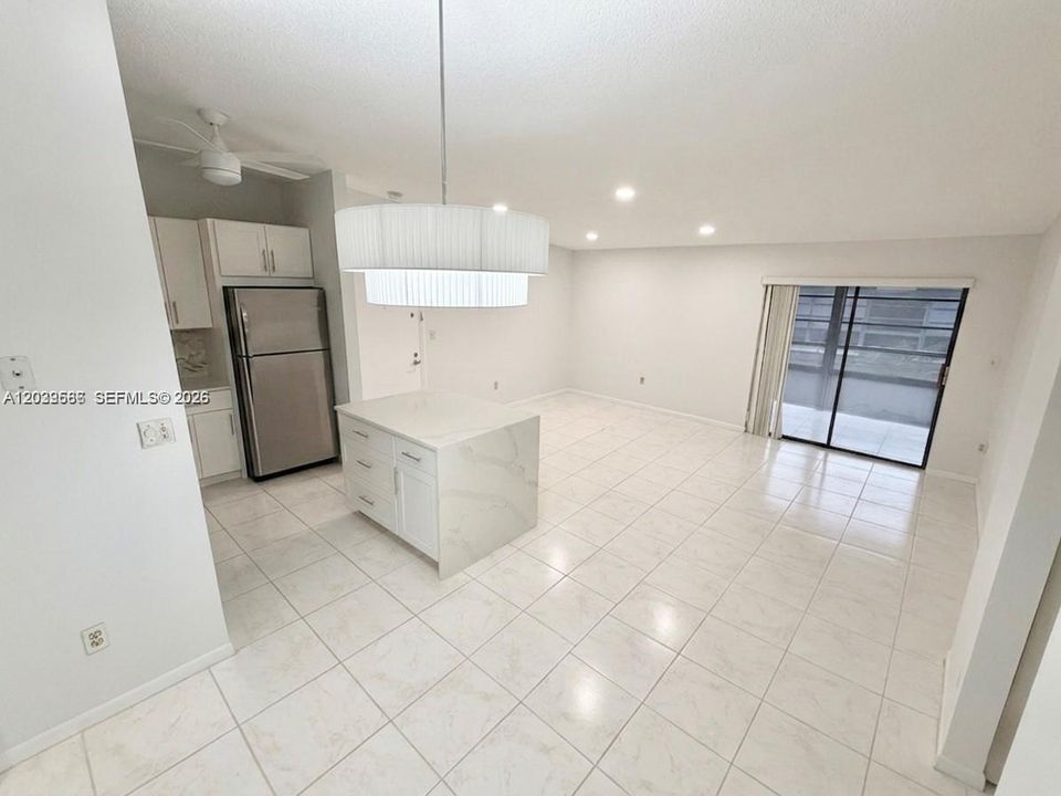 En Venta: $129,900 (2 camas, 1 baños, 827 Pies cuadrados)