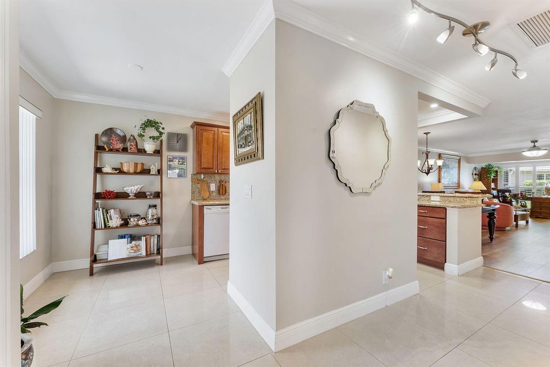 Foyer Entry
