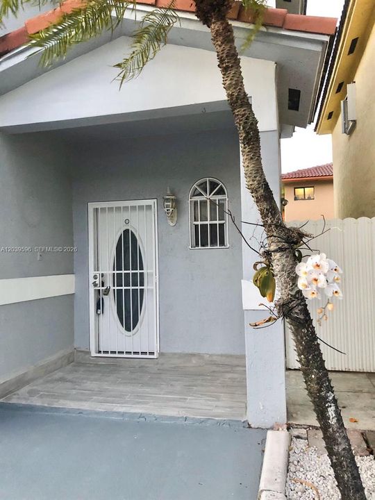 В аренду: $3,100 (3 спален, 2 ванн, 1440 Квадратных фут)