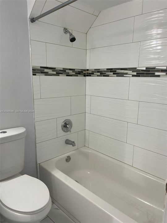 В аренду: $3,100 (3 спален, 2 ванн, 1440 Квадратных фут)