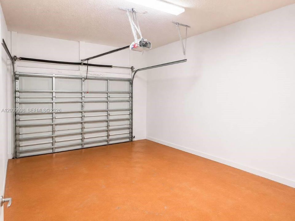 For Sale: $420,000 (2 beds, 2 baths, 1452 Square Feet)