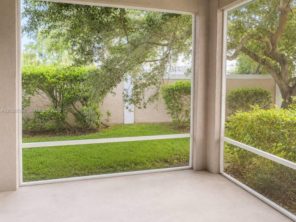 For Sale: $420,000 (2 beds, 2 baths, 1452 Square Feet)