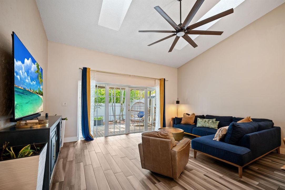 9-web-or-mls-5591-sw-99th-ave