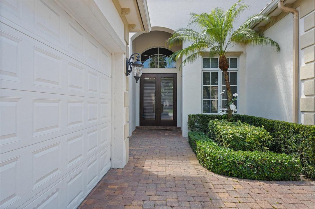 12200 Sunnydale Drive