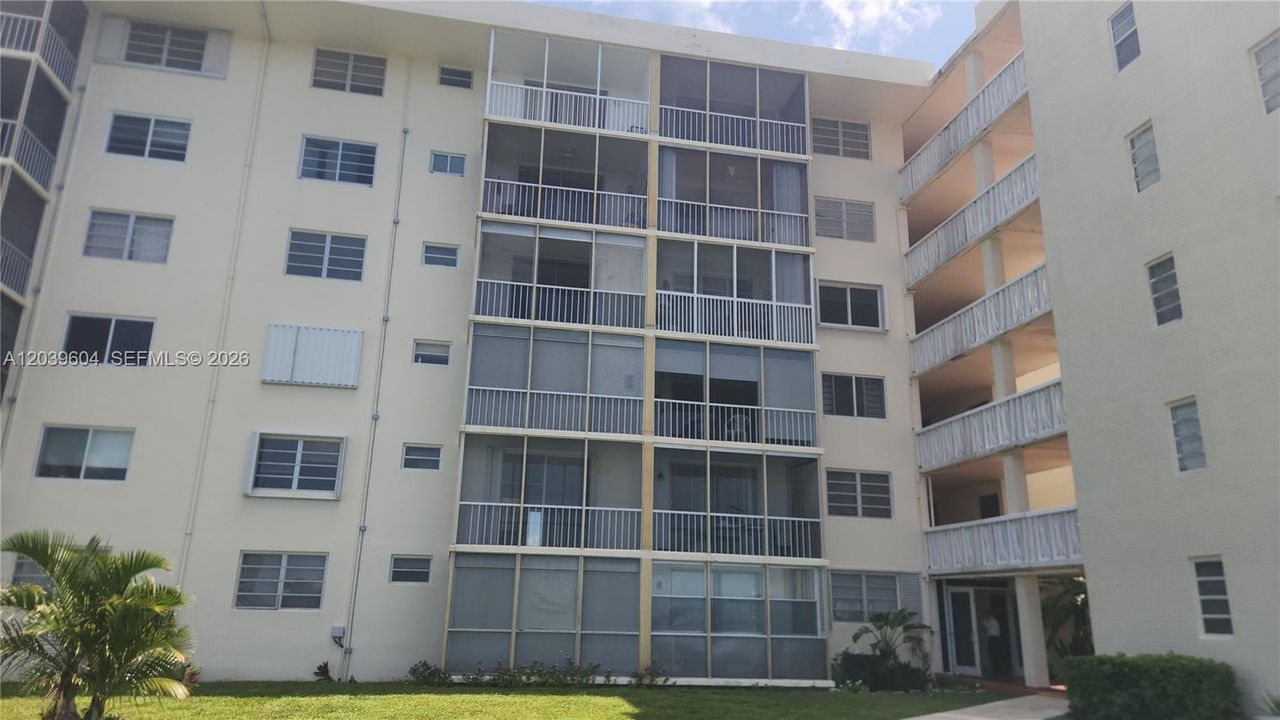 En Renta: $1,800 (1 camas, 1 baños, 777 Pies cuadrados)