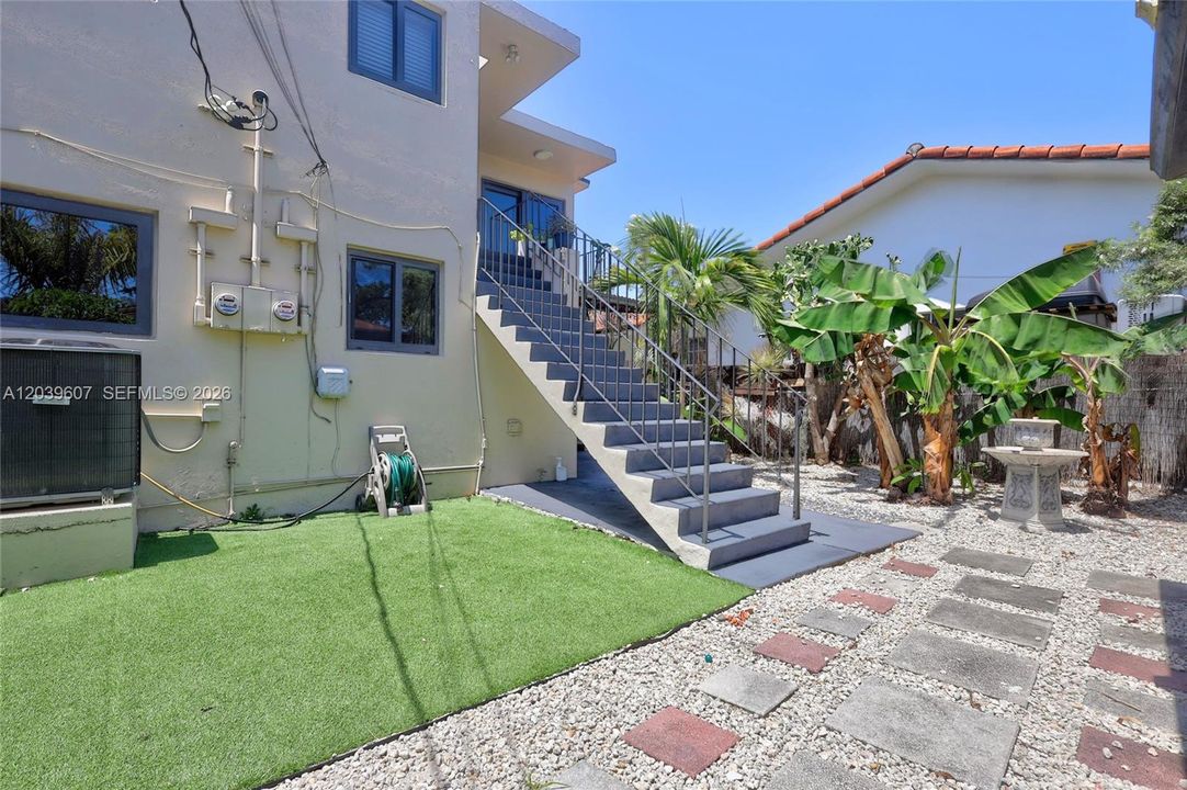 En Renta: $3,700 (3 camas, 2 baños, 1200 Pies cuadrados)