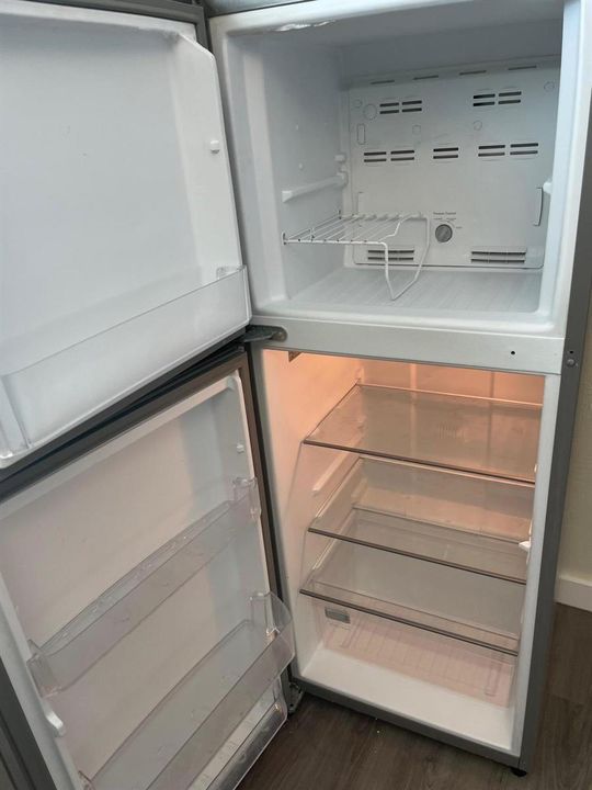 Refrigerator-freezer