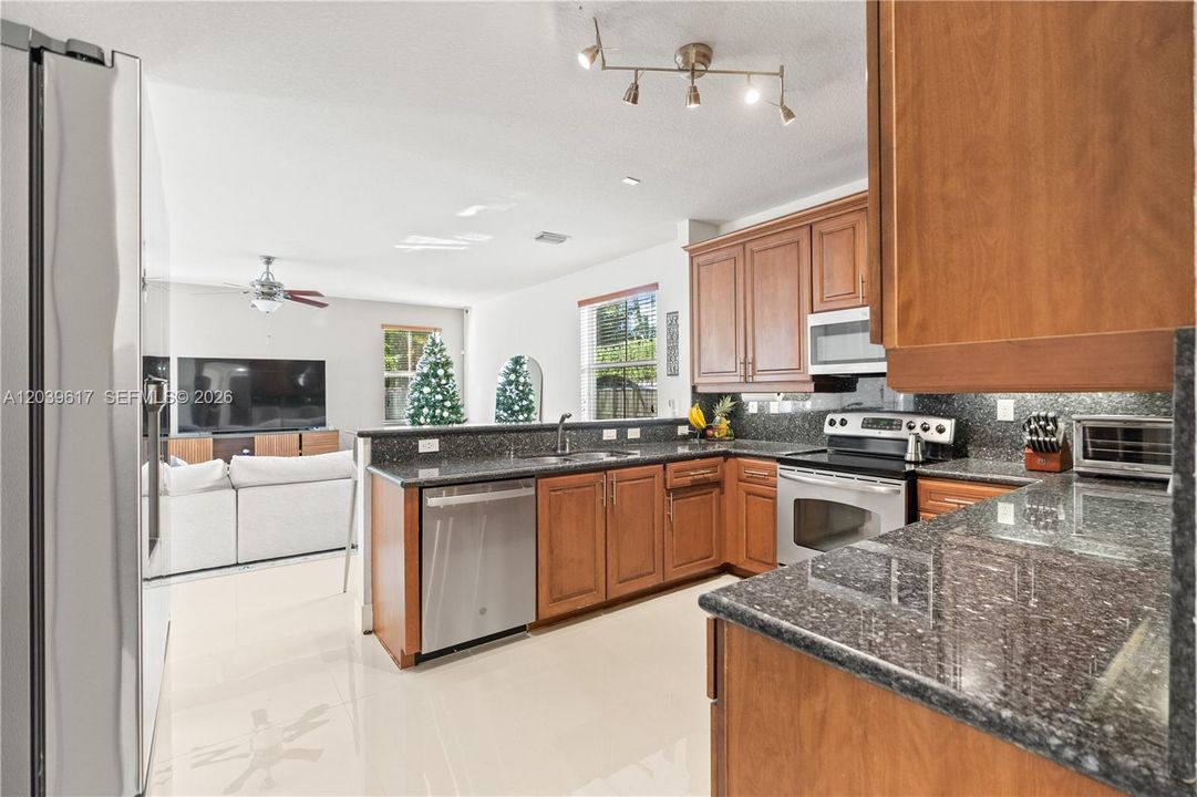 For Sale: $1,199,000 (4 beds, 4 baths, 3053 Square Feet)