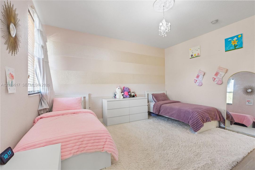 For Sale: $1,199,000 (4 beds, 4 baths, 3053 Square Feet)