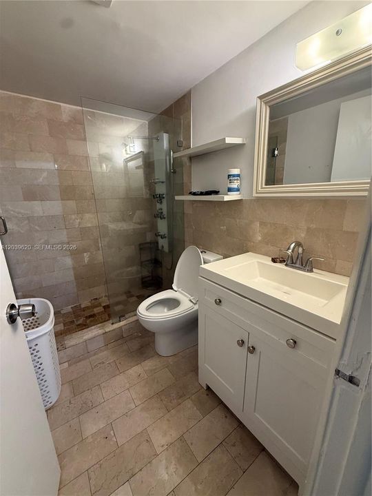 For Rent: $2,200 (1 beds, 1 baths, 626 Square Feet)