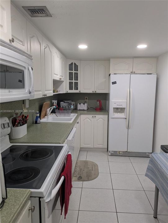 En Renta: $3,000 (2 camas, 2 baños, 1200 Pies cuadrados)