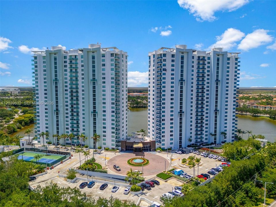 For Sale: $425,000 (3 beds, 2 baths, 1500 Square Feet)