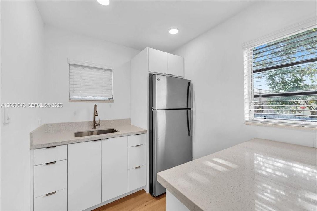 For Sale: $634,900 (5 beds, 3 baths, 1514 Square Feet)