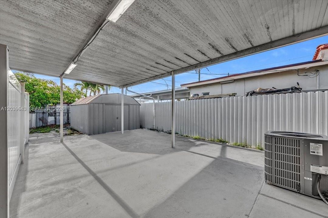 For Sale: $634,900 (5 beds, 3 baths, 1514 Square Feet)