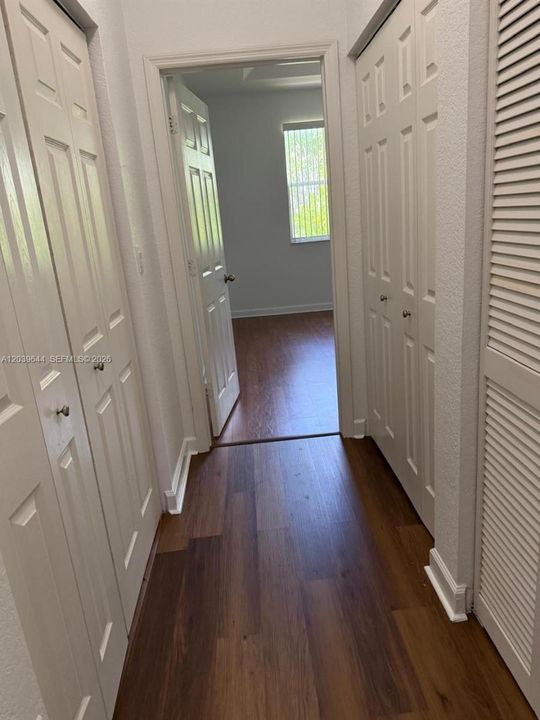 For Rent: $2,450 (2 beds, 2 baths, 1282 Square Feet)