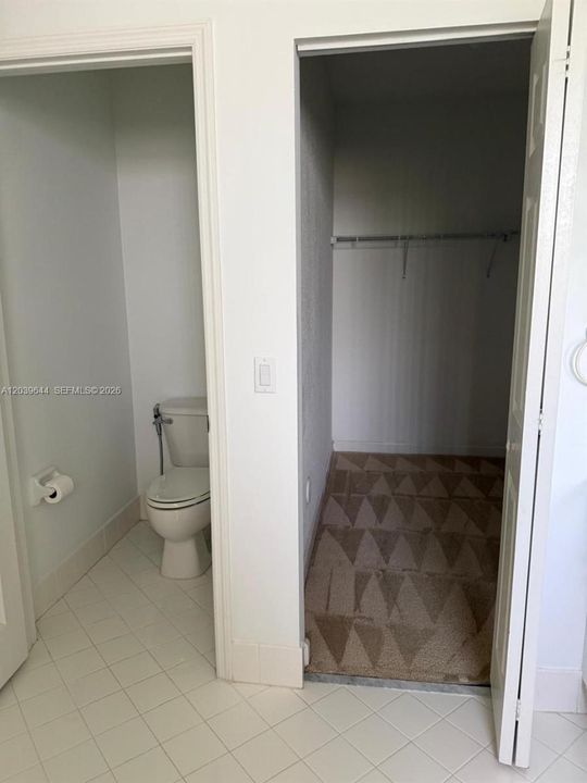 For Rent: $2,450 (2 beds, 2 baths, 1282 Square Feet)